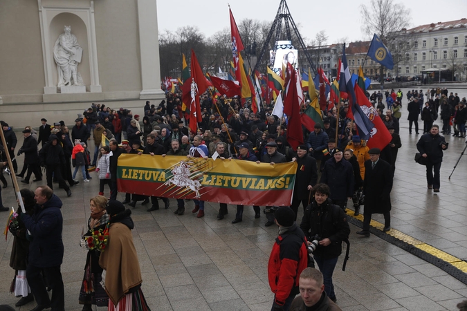 Tautininkų eitynės: dalyviai būrėsi į skirtingas grupes