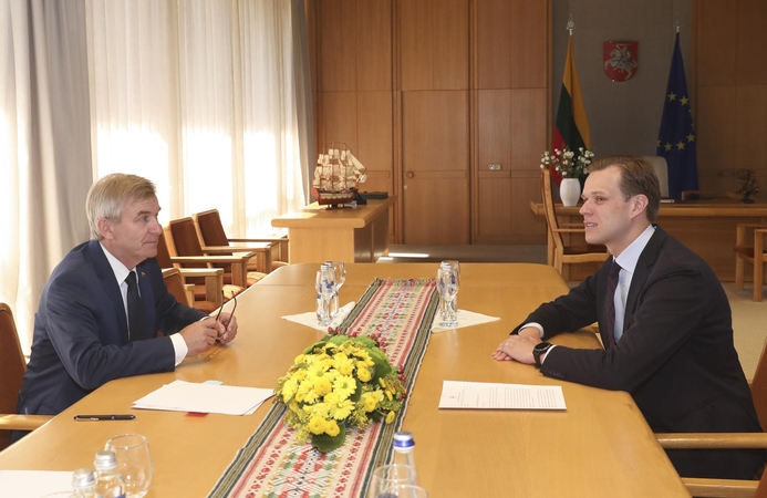 Seimo pirmininkas: įstatymų pataisas po NSGK tyrimo rengs Vyriausybė