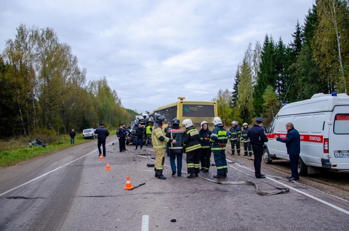 Rusijoje susidūrus autobusams žuvo 13 žmonių