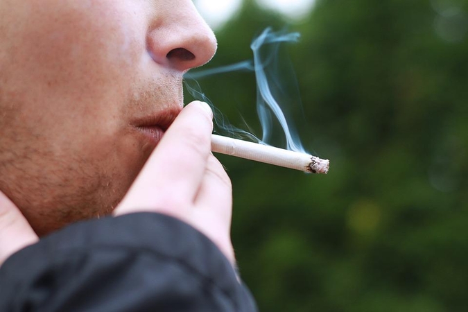 Nuo kovo brangsta tabako gaminiai