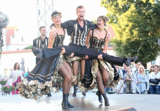 ,,Šokantis senamiestis“ – ritmingos vasaros palydėtuvės