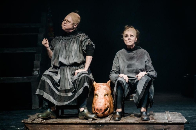 Į teatrą – praturtinti žinių bagažo