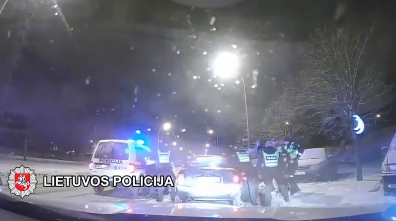 Vilniuje neblaivaus „Audi“ vairuotojo gaudynės priminė serialą „Kobra 11“