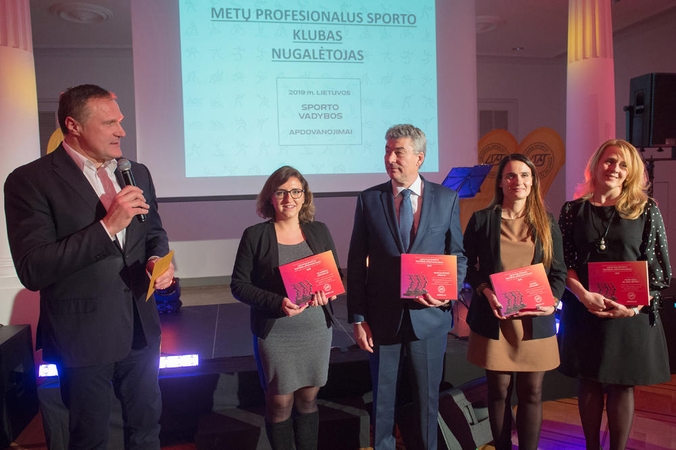 Išdalinti 2019 m. Lietuvos sporto vadybos apdovanojimai