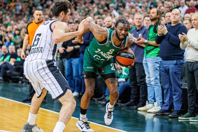 „Žalgiris“ grįžo į pergalių kelią: antrą kartą patiesė "Virtus"