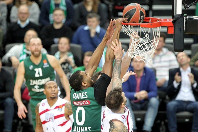„Žalgirio“ krepšininkai po atkaklios kovos pralaimėjo Milano komandai