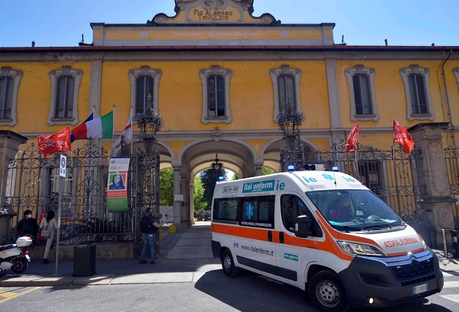Italijoje per parą mirė 587 koronavirusu užsikrėtę pacientai