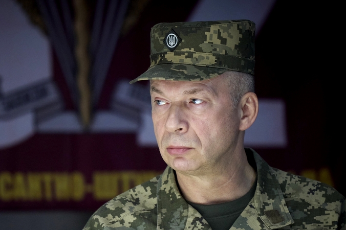 Syrskis: bendri priešo gyvosios jėgos nuostoliai viršijo 900 tūkst.