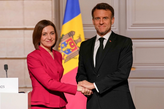 Maia Sandu ir Emmanuelis Macronas