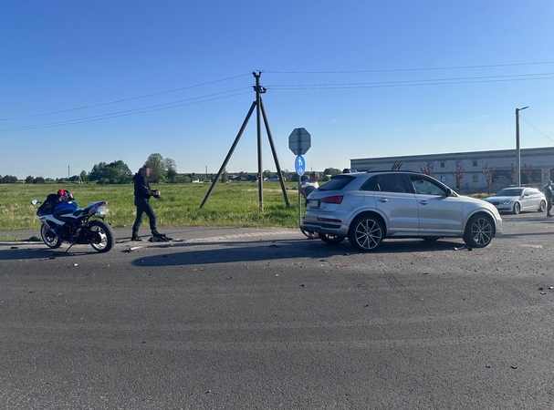 Pakaunėje – skaudi motociklo ir „Audi“ akistata (papildyta)