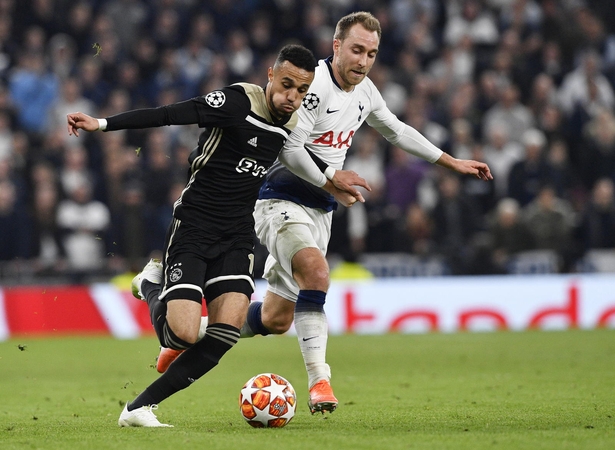 „Ajax“ futbolininkai išvykoje laimėjo pirmąsias Čempionų lygos pusfinalio rungtynes