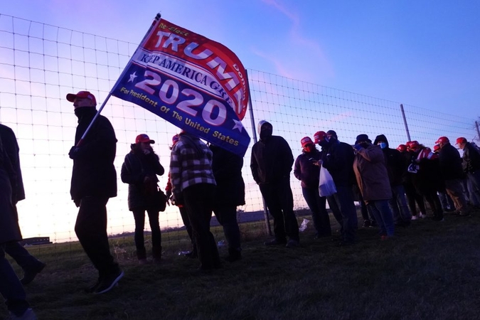 2020 metų JAV prezidento rinkimuose rinkėjai buvo aktyviausi per 120 metų 