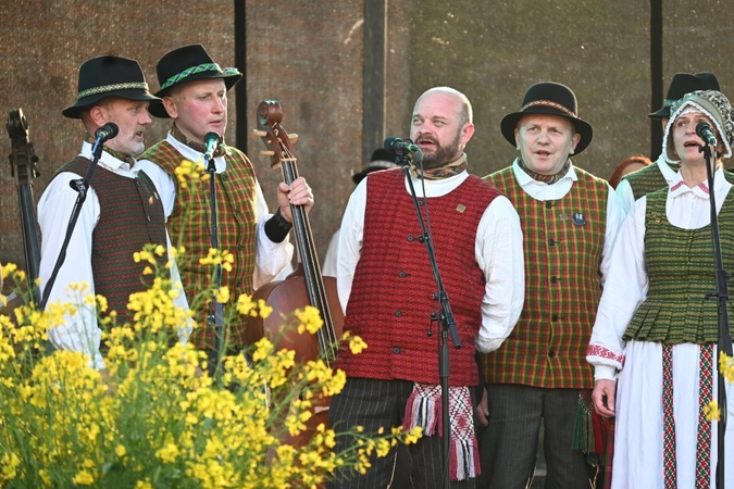 Kaune gaus XXXVII tarptautinis folkloro festivalis „Atataria lamzdžiai-2023“