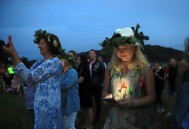 Bendruomenių Joninės sujungė tradicijų ir modernumo gijas