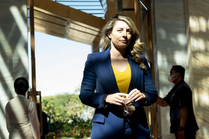 Melanie Joly 