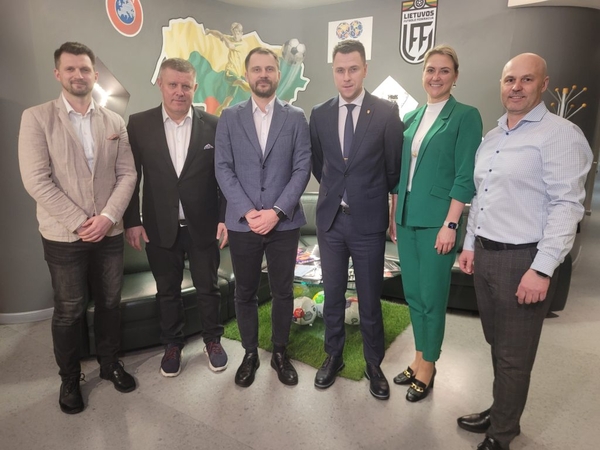 Pranešimas po LFF ir „Garliavos“ klubo atstovų susitikimo