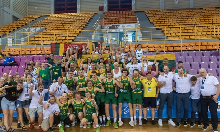 Geležinė lietuvių gynyba atvėrė kelią į pasaulio čempionato finalą!