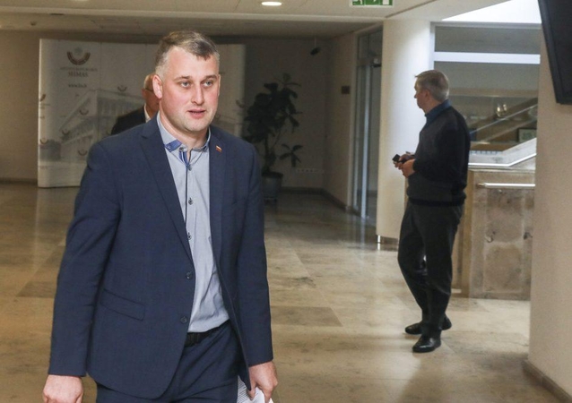 Valius Ąžuolas