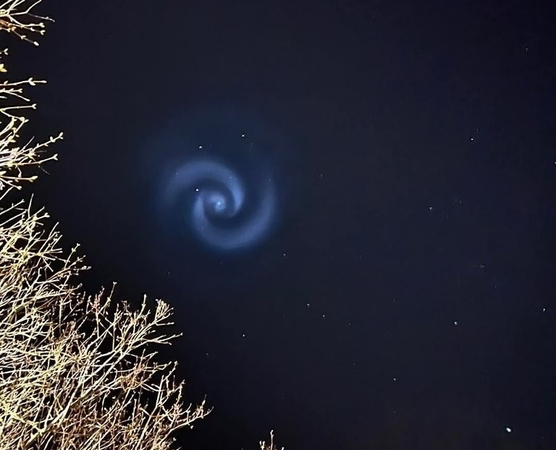Meteorologas nustebusiems internautams paaiškino, kas yra pasirodžiusi baltai melsva spiralė