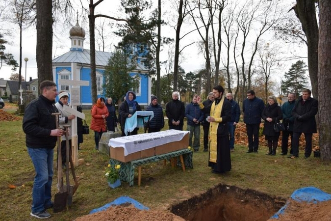 Panevėžyje perlaidoti per archeologinius kasinėjimus aptikti palaikai