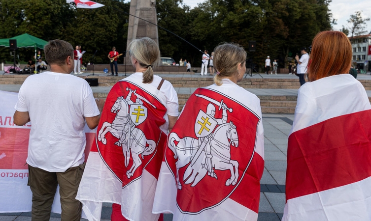 Paluckas: baltarusių „pasų“ iniciatyva kelia lygiagretaus teisinio reguliavimo riziką