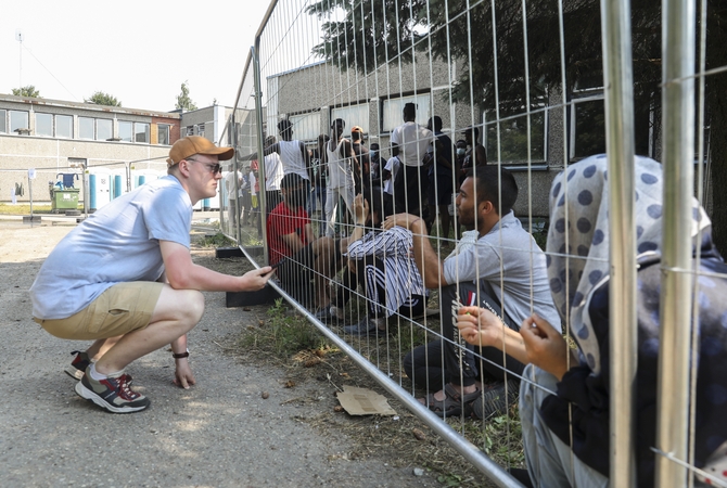 VSAT: sieną iš Baltarusijos neteisėtai kirtusių migrantų skaičius perkopė 2000