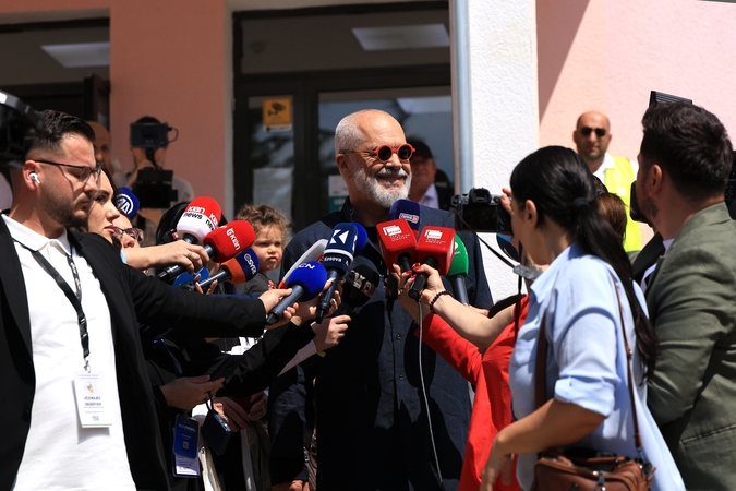 Daliniai rezultatai: Albanijos parlamento rinkimus laimėjo premjero Ramos socialistai
