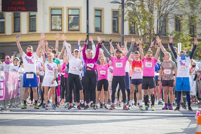  „Pink run“ bėgime triumfavo tituluotos stajerės ir pergalių nesitikėję vyrai