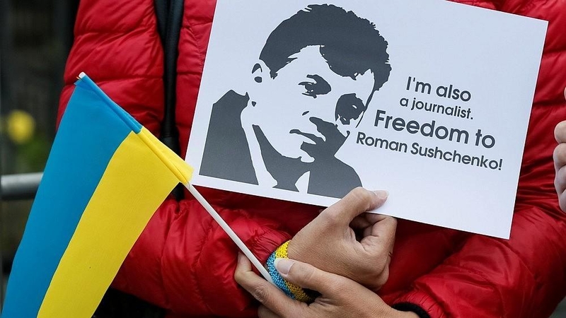 Reikalauja 14 metų kalėjimo šnipinėjimu kaltinamam Ukrainos žurnalistui