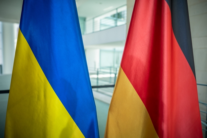 Ukrainos ir Vokietijos vėliavos