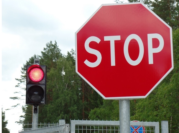 Lavoriškių pasieniečiai sulaikė tris, įtariama, Švedijoje vogtus automobilius