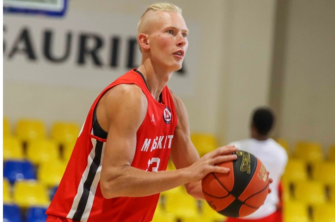 Tadas Pažėra