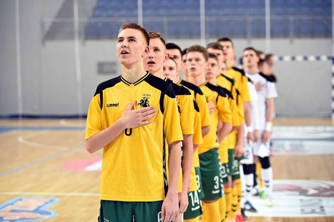 Lietuvos jaunių salės futbolo rinktinė pasirengusi debiutui Europoje