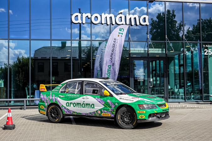 "Rally Elektrėnai by aromama": sirgaliai pajus ir naktinio ralio romantiką