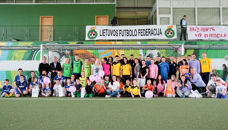 Kauno futbolo klubai kvietė šeimas sportuoti