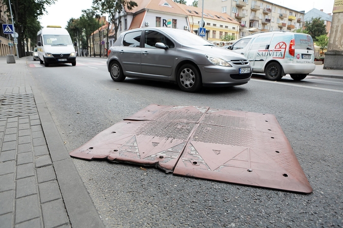 Plastikinių greičio slopinimo kalnelių Klaipėdoje nebeliks
