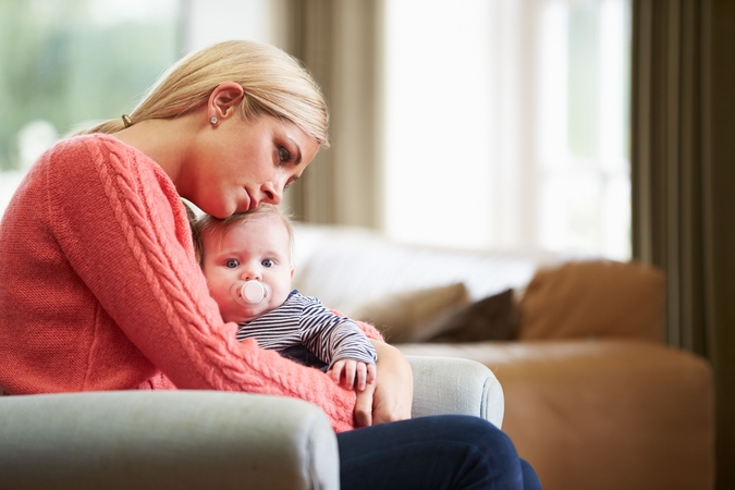 Mama neteko pašalpos už tai, kad  pardavė vaiko rūbelius ir gavo 7 eurus į savo sąskaitą.