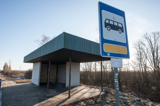 Šlykštu: autobusų stotelė paversta tualetu