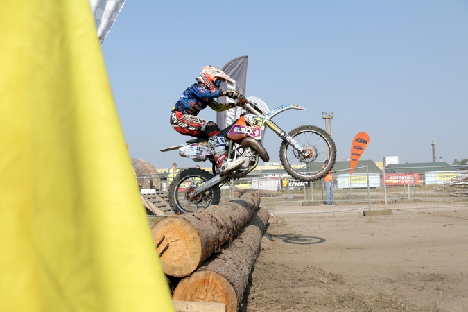 Tarptautinėse enduro motociklų varžybose Kaune triumfavo svečiai iš užsienio
