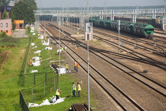 Elektriniai traukiniai Minsko link pajudės kitąmet