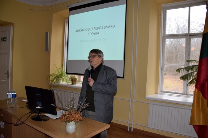 Aukštosios Fredos dvaras: nuo unikalių tvenkinių iki legendomis apipintų savininkų