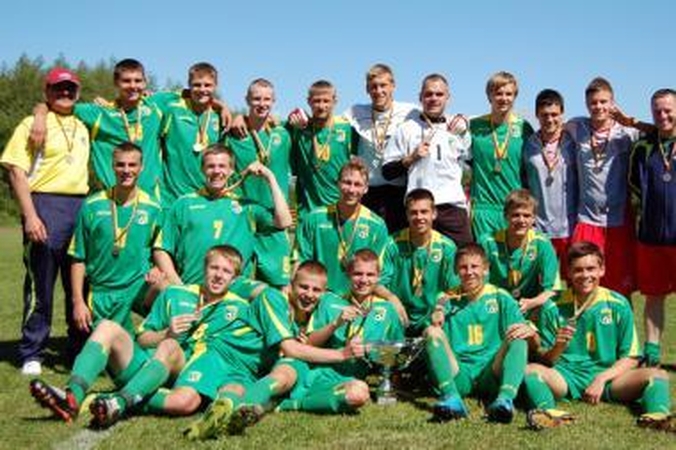 Į Lietuvos jaunių futbolo rinktinę pakviesti devyni legionieriai