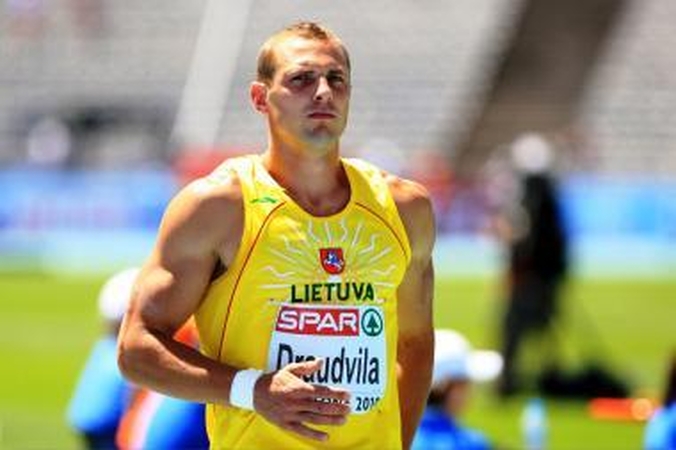 Daugiakovininkas nuodėmes išpirko galingu startu