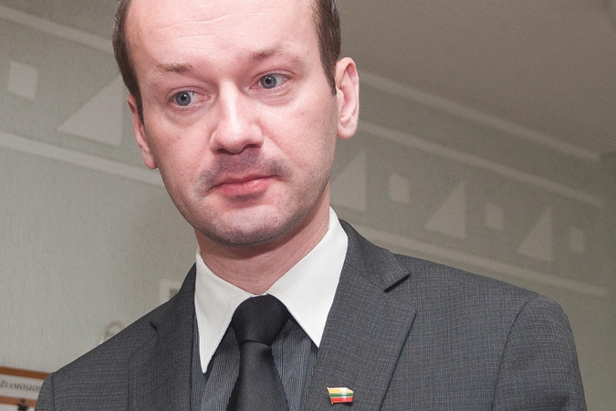 Dėl sausį praleistų Seimo posėdžių R. Žilinskui sumažintas atlyginimas