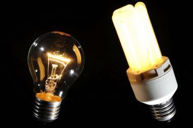 Už gruodį sunaudotą elektrą mokėsime pagal senus tarifus
