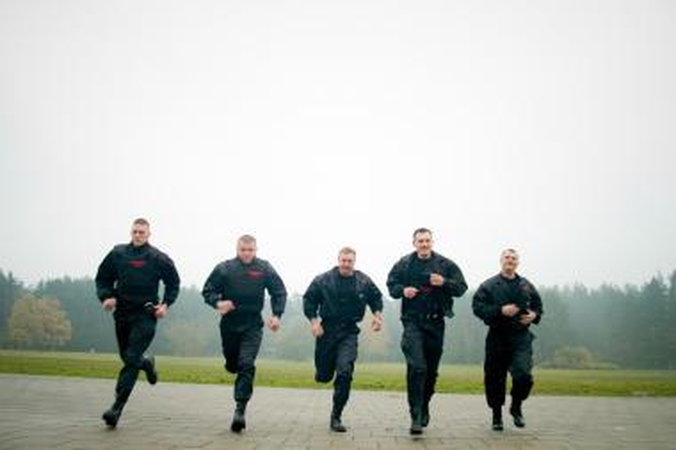 „Ekskomisarų biuras“ pasiūlė „SOS skambutį“