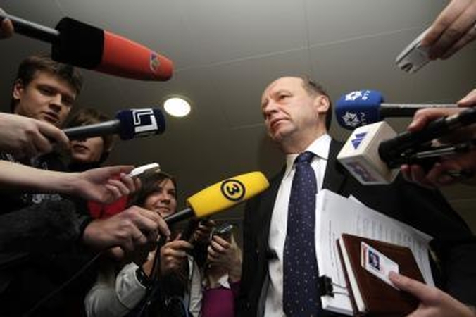 Lietuva bandys skolintis siūlydama euroobligacijų