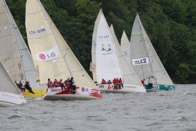 Kauno mariose startuoja RS-280 buriavimo čempionatas