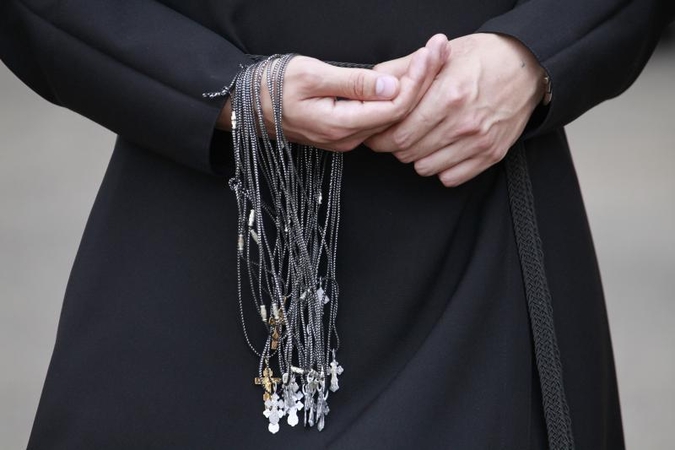 Vyras apkaltino kleboną seksualiniu išnaudojimu
