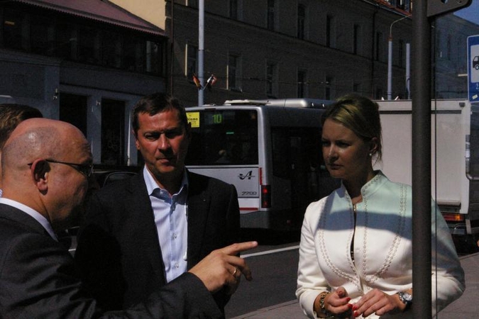 Stotelėse sostinėje - per 100 tūkst. Lt kainuojantys ekranai